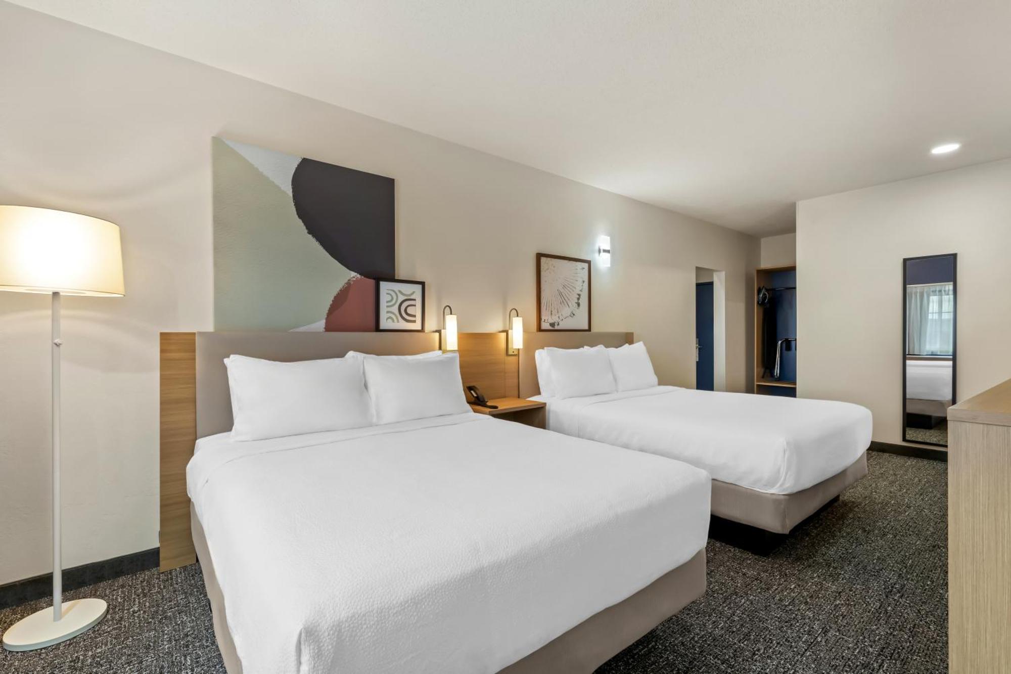 Hotel Spark By Hilton Barre 3*
